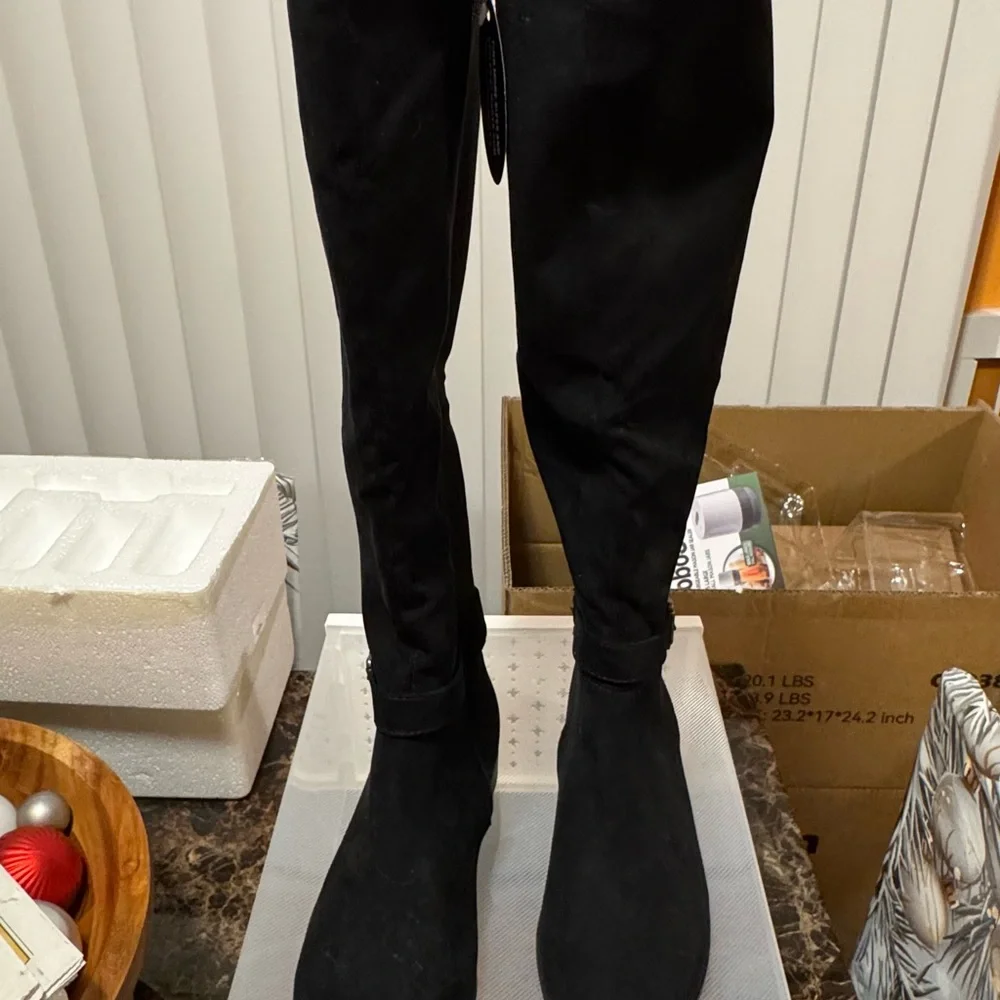 Chic Black Over the Knee Women's Boots